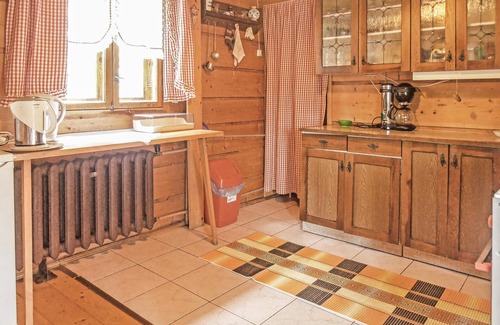 Jaszczurowa House | Gorgeous home in Mucharz with sauna