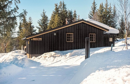 Nes House | Gorgeous home in Nesbyen with sauna