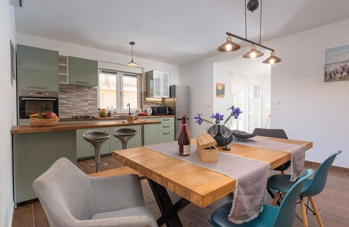 Trinajstici House | Gorgeous home in Opatija