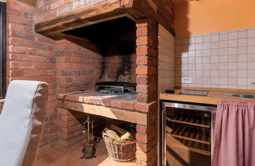 Kutina House | Gorgeous home in Repusnica with sauna