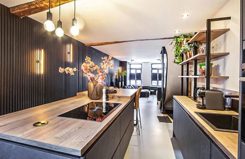 Roermond House | Gorgeous home in Roermond with kitchen
