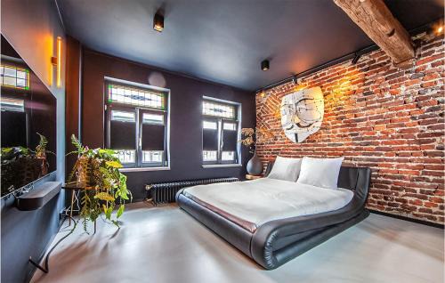 Roermond House | Gorgeous Home In Roermond With Kitchen