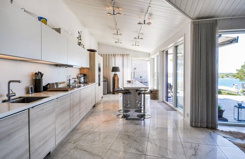 Saltsjobaden House | Gorgeous home in Saltsjöbaden