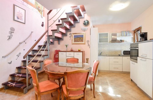 Skrip House | Gorgeous home in Skrip