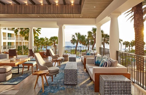 Willemstad Resort | Gorgeous Island Escape! Pool and Parking, Onsite Restaurant