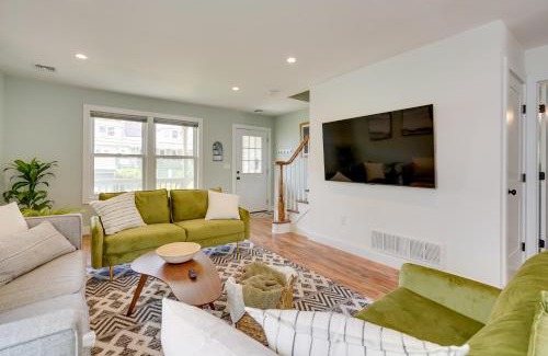 Keansburg House | Gorgeous Keansburg Home with Pool Walk to Beach!