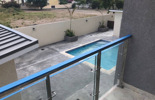 Kingston Apartment | Gorgeous modern newly constructed apartment in the heart of kingston city.