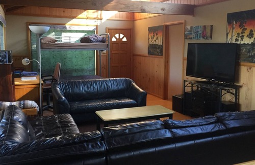 Weetah House | Gorgeous mountain views close to Deloraine