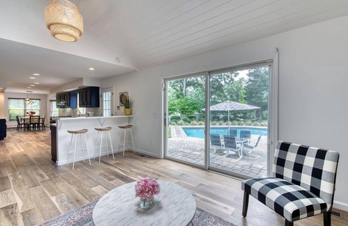 Aquebogue House | Gorgeous Newly Renovated North Fork Estate w/pool