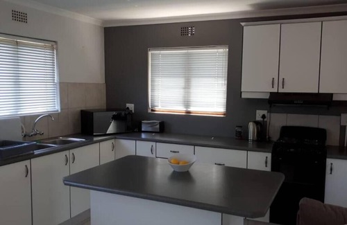 Durban North Cottage | Gorgeous Self Catering Cottage off Umhlanga Rocks