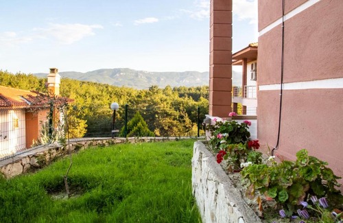 Sogucak Apartment | Gorgeous Separate Villa with Pool in Kusadasi