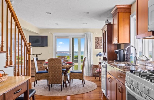 Breakwater Village House | Gorgeous Sunsets, Beach Views & Ocean Views from this Immaculate Property