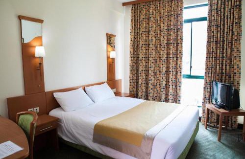 Ruhengeri Hotel | Gorillas Volcanoes Hotel