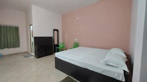 Patia Hotel | Goroomgo Santi Mahal Bhubaneswar