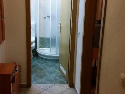 Predjama House | Gostilna Stara Pošta