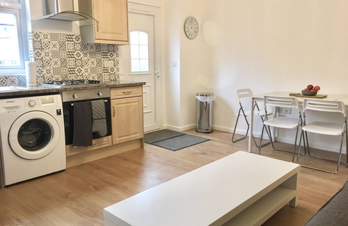 Ashford Apartment | Grace Apartments - Living Stone 1