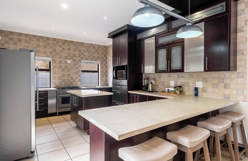 Big Bay Villa | Grace of Blaauwberg Two - Large Private Family Home with views!n