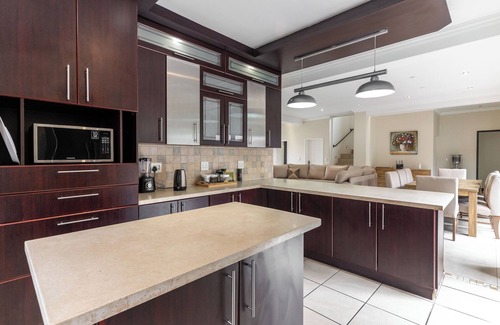 Big Bay Villa | Grace of Blaauwberg Two - Large Private Family Home with views!n
