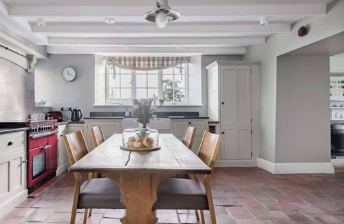 Perranuthnoe House | Grade II Listed 17th-Century Rectory with Sea Views