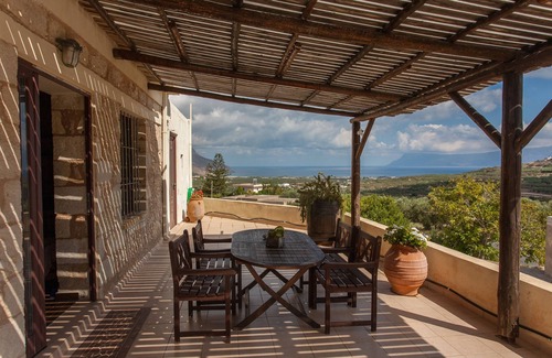 Gramvousa Apartment | Gramvousa Traditional Holiday Home