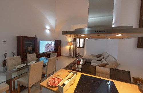 Santiago Apartment | Gran Palacio Muñoz Chaves Cáceres