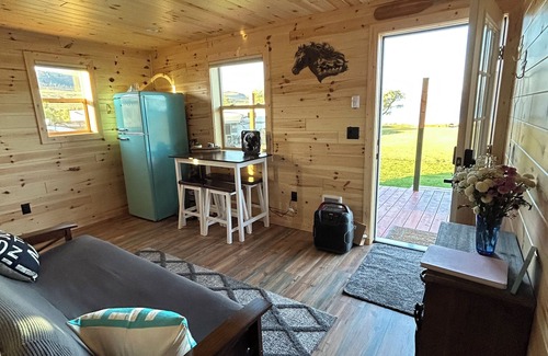 Elmo Cabin | Gran's Cabin on Flathead Lake - Flo's