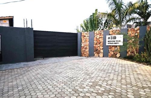 Lusaka Apartment | Grananda Villas - Antigua Road
