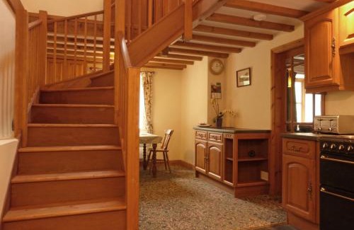 Tywyn House | Granar Gynolwyn