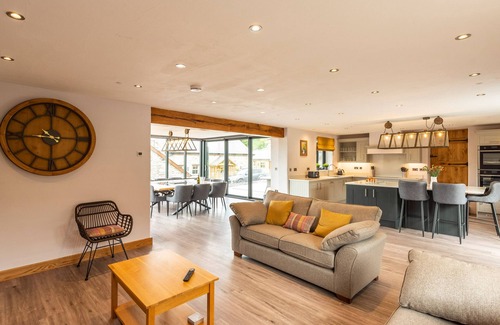 Cwmtirmynach House | GRANAR, luxury holiday cottage, with hot tub in Llangwm