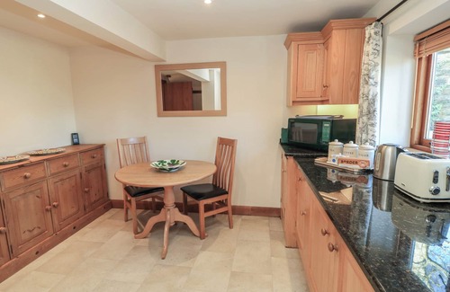 Shipston on Stour Cottage | GRANARY COTTAGE, pet friendly, character holiday cottage in Ilmington