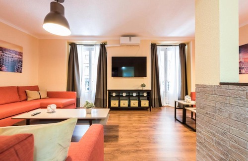 Barrio de La Latina Apartment | Grand Apartment La Latina