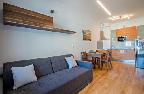 Jelitkowo Apartment | Grand Apartments - Neptun Park Maritime Apartment with balcony
