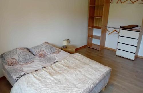 Wignehies Apartment | Grand appartement avec terrasse