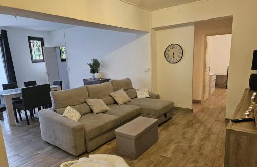 Digne-les-Bains Apartment | Grand appartement proche centre ville
