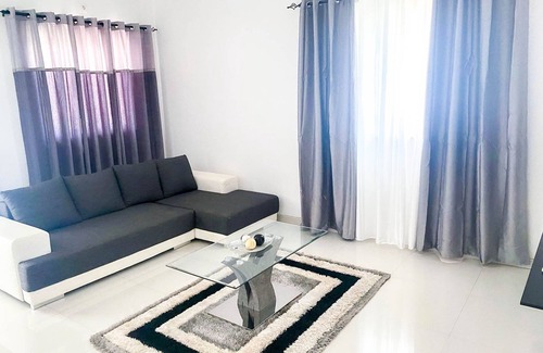 Praia Apartment | Grand-appartement Praia Palmarejo, lumineux balcon
