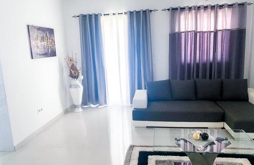 Praia Apartment | Grand-appartement Praia Palmarejo, lumineux balcon