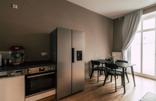 Zentrum-Ost Apartment | *Grand Boho* 4-room apartment with eat-in kitchen - Luga Homes - Townhouse