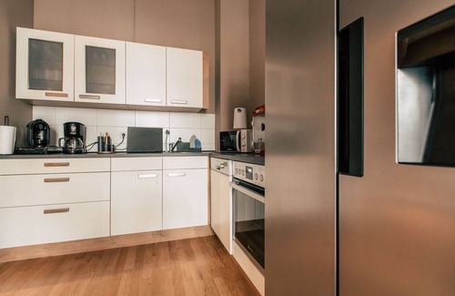Zentrum-Ost Apartment | *Grand Boho* 4-room apartment with eat-in kitchen - Luga Homes - Townhouse