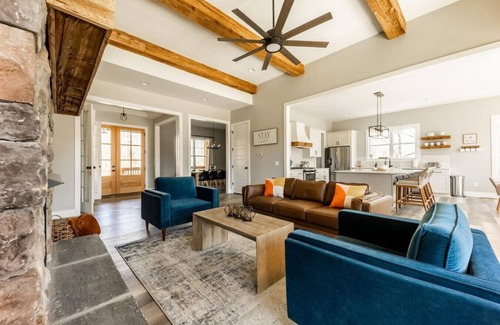 Kingston Springs Cabin | Grand Cabin in Nature's Playground!