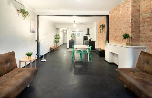 Seefhoek Apartment | Grand Central Station Apartments