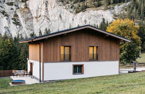 Lacu Rosu Ski Chalet | Grand Chalet Lacu Rosu