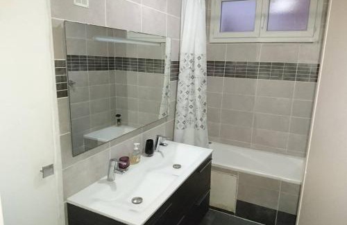 La Peyrade Apartment | Grand cocon proche de la mer