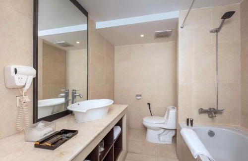 Semarang Hotel | Grand Edge Hotel Semarang