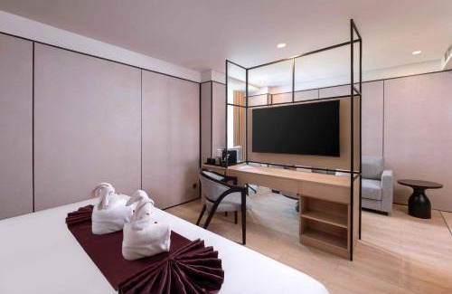 Semarang Hotel | Grand Edge Hotel Semarang