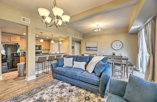 Grand Haven Apartment | Grand Haven Condo - Walk to Nearby Hot Spots!