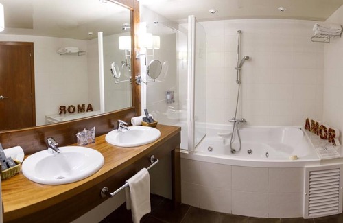 Barbastro Hotel | Grand Hotel Ciudad De Barbastro