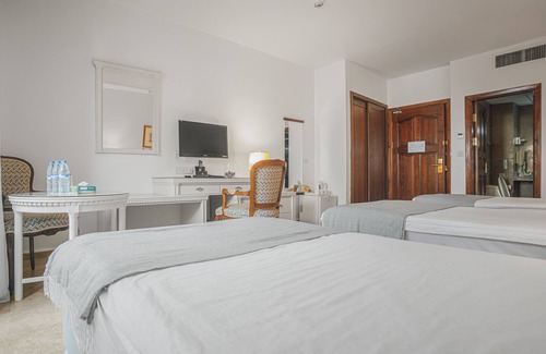 Madaba Hotel | Grand Hotel Madaba