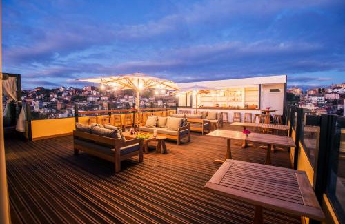 Andohalo Hotel | Grand Hotel Urban