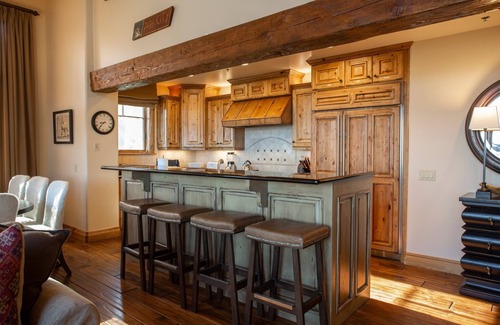 Empire Pass Condo | Grand Lodge at Deer Valley Resort - Five Bedroom Penthouse #406 - Ski-in/ski-out
