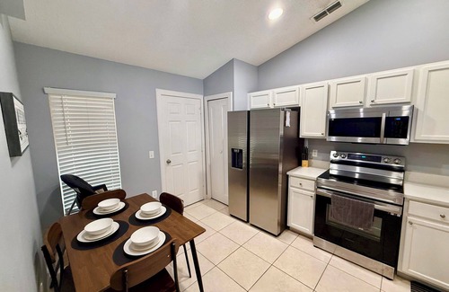 Loughman Apartment | Grand Luxury Pines 3BR Pool Home near Disney